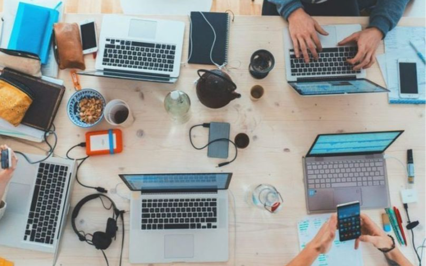 Kollege vs. Mitarbeiter