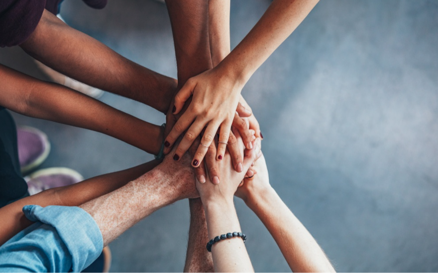 «Вместе», но по-разному