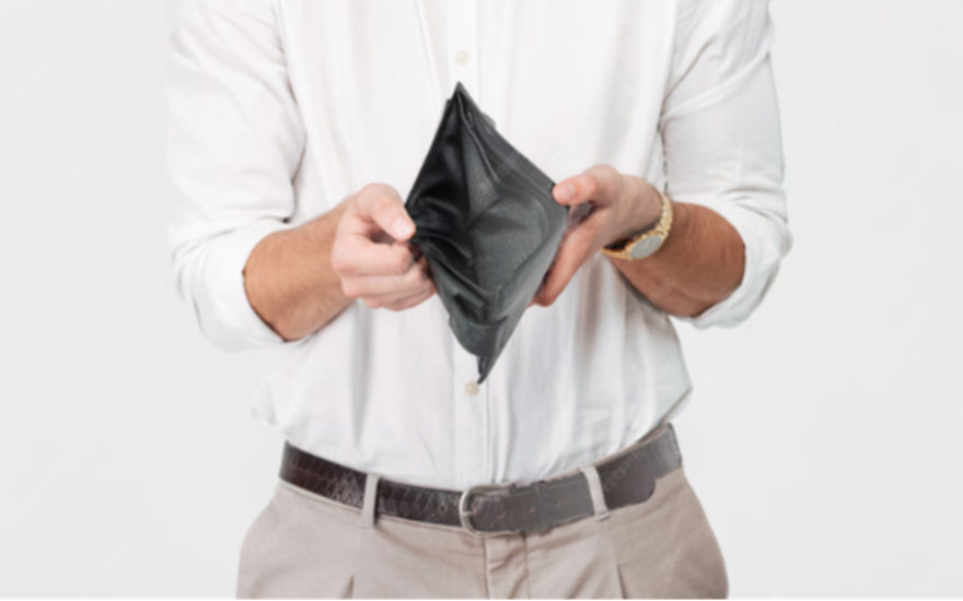 Без гроша и без горшка